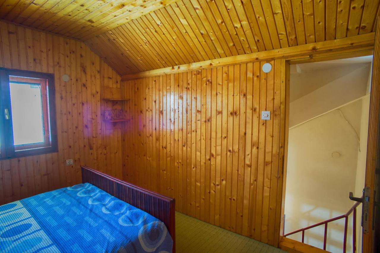 Guest House Jezera Žabljak エクステリア 写真