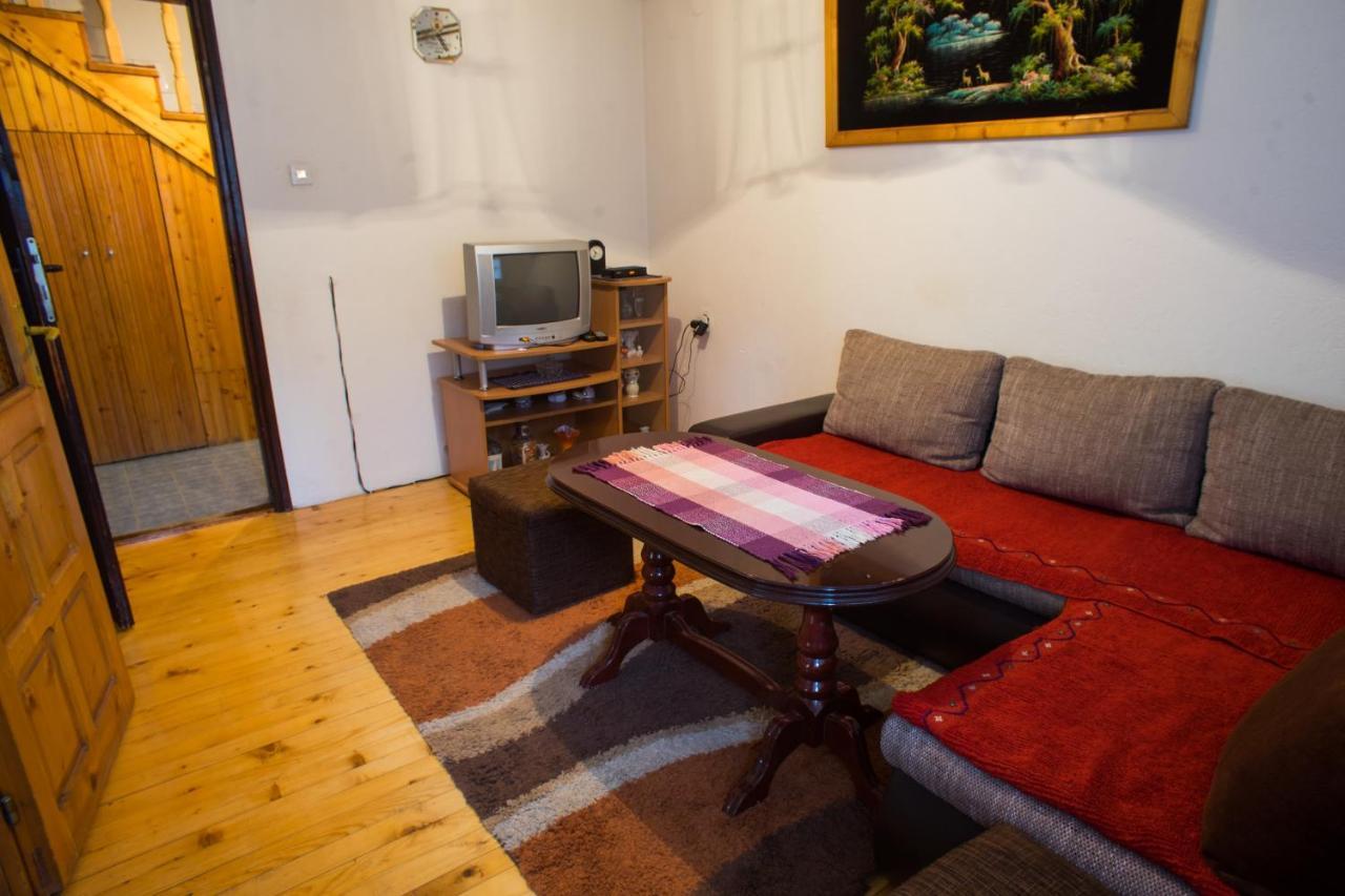 Guest House Jezera Žabljak エクステリア 写真