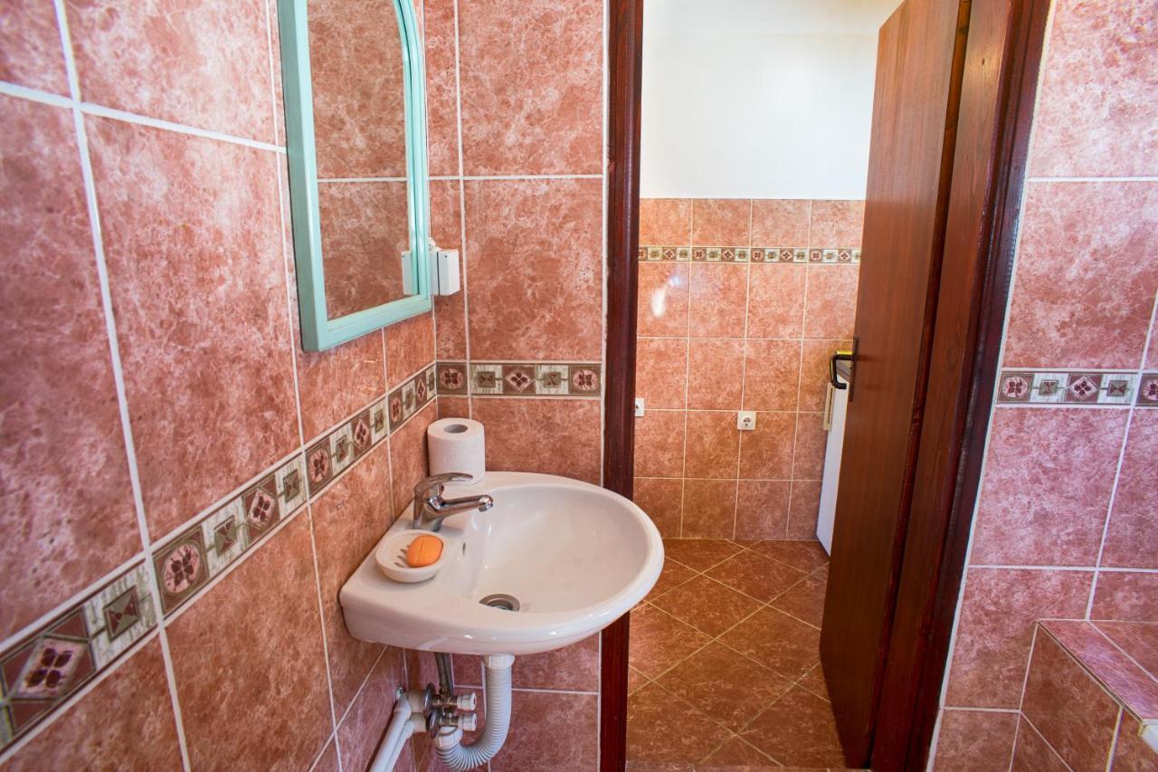 Guest House Jezera Žabljak エクステリア 写真