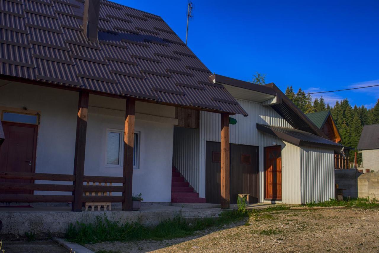 Guest House Jezera Žabljak エクステリア 写真